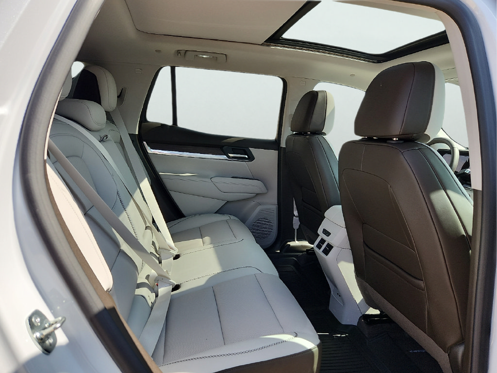 New 2027 GMC Terrain Denali w/ LPO, Floor Liner Package AWD/4WD image 16