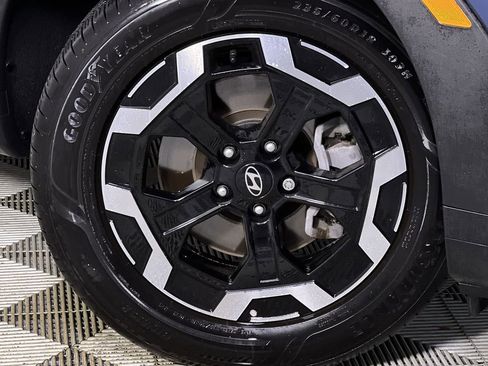 Used 2025 Hyundai Santa Fe SEL image 12