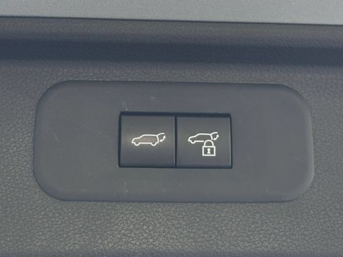 Used 2025 Toyota Grand Highlander FWD image 22