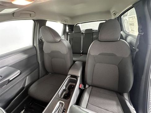 New 2025 Nissan Kicks SR image 19