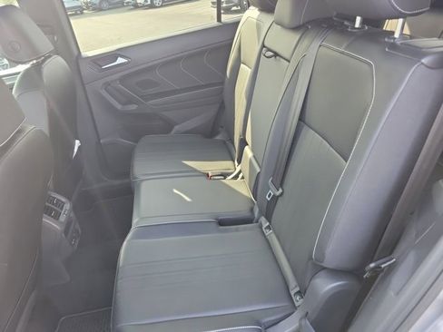 Certified 2023 Volkswagen Tiguan SE R-Line image 15
