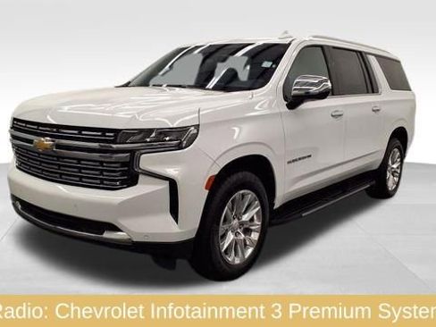 Used 2023 Chevrolet Suburban Premier image 4