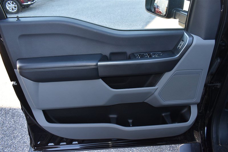 Used 2024 Ford F350 XLT AWD/4WD image 13