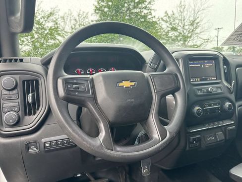 Used 2021 Chevrolet Silverado 1500 W/T w/ WT Fleet Convenience Package AWD/4WD image 11