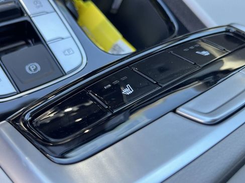 Used 2024 Hyundai Tucson Blue image 25