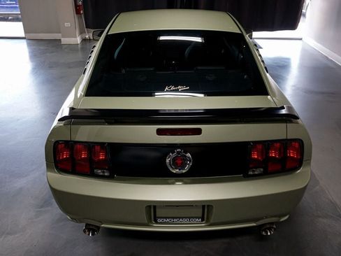 Used 2005 Ford Mustang GT RWD image 58