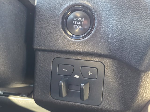Used 2025 Toyota Tundra SR5 w/ SR5 Convenience Package AWD/4WD image 30