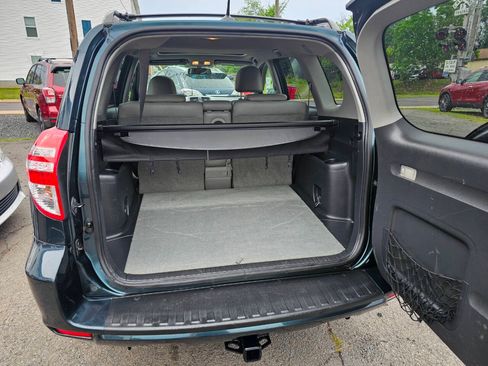 Used 2011 Toyota RAV4 Limited AWD/4WD image 7