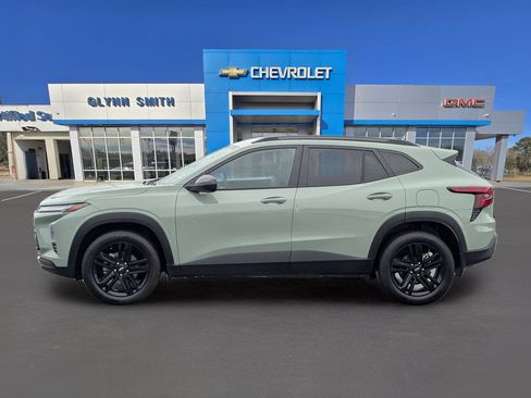 Used 2025 Chevrolet Trax ACTIV w/ Driver Confidence Package FWD image 13