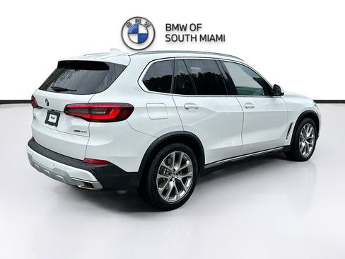Used 2023 BMW X5 xDrive40i w/ Parking Assistance Package image 7