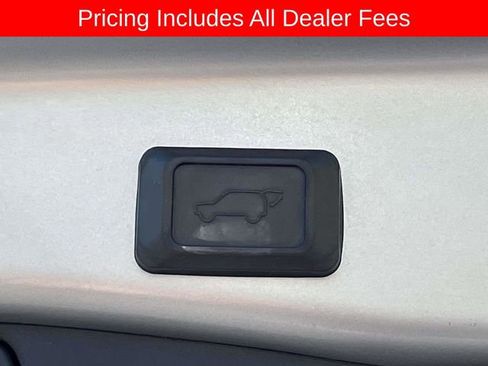 Used 2021 Toyota RAV4 Limited AWD/4WD image 13