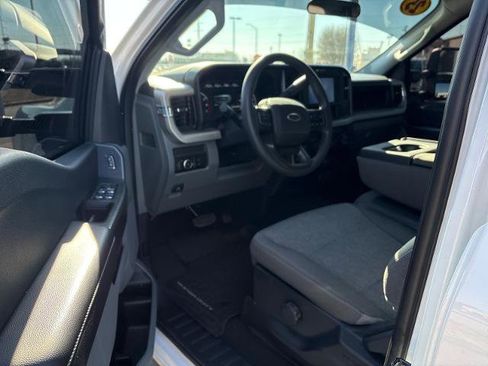 Certified 2025 Ford F250 XL w/ STX Appearance Package image 7