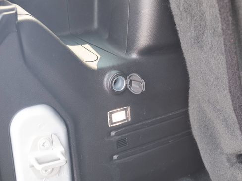 Used 2024 Jeep Wrangler Sport AWD/4WD image 18