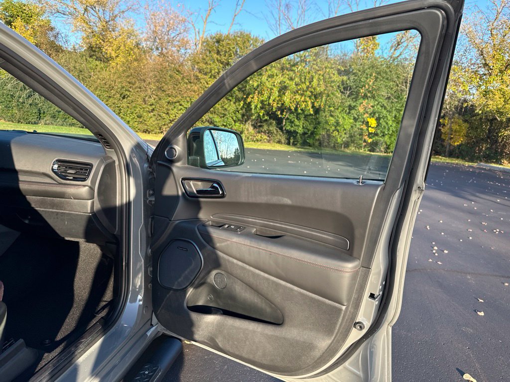 Used 2025 Dodge Durango GT AWD/4WD image 23