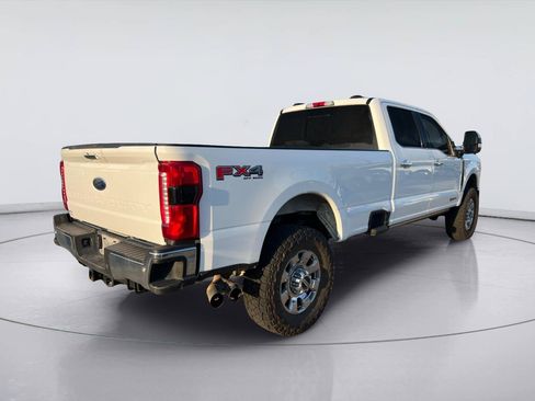 Used 2023 Ford F350 Lariat w/ Lariat Ultimate Package AWD/4WD image 3