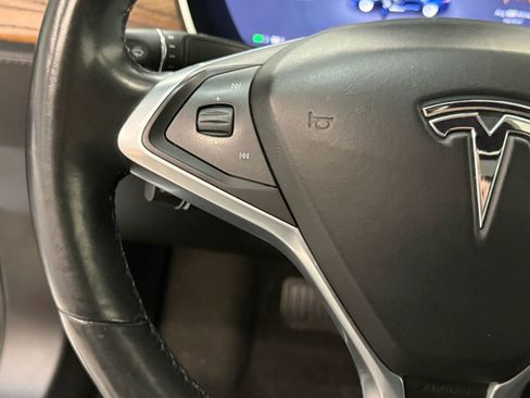 Used 2018 Tesla Model S 75D image 29