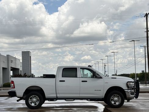 Used 2021 RAM 2500 Tradesman w/ Chrome Appearance Group AWD/4WD image 3