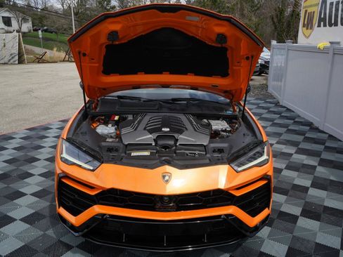 Used 2022 Lamborghini Urus AWD/4WD image 69