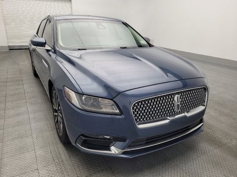 Used 2019 Lincoln Continental Select image 14