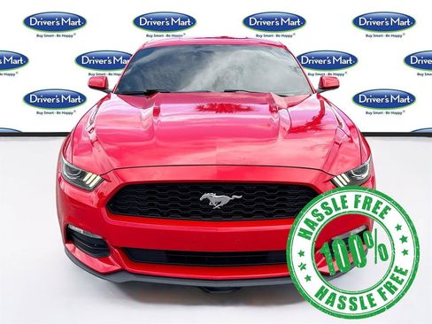 Used 2017 Ford Mustang Coupe image 2