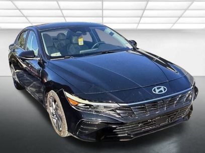 Used 2024 Hyundai Elantra Limited