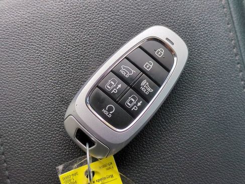 Used 2022 Hyundai Tucson Limited w/ Cargo Package FWD image 29