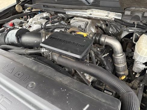 Used 2018 GMC Sierra 3500 Denali w/ Duramax Plus Package image 40