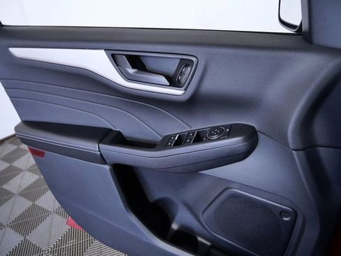 Certified 2022 Ford Escape SE w/ Cold Weather Package AWD/4WD image 24