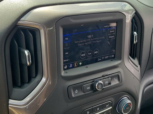 Used 2025 Chevrolet Silverado 1500 Custom RWD image 16
