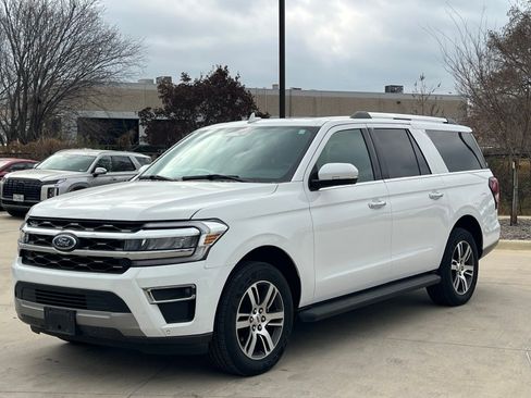 Used 2024 Ford Expedition Max Limited image 5