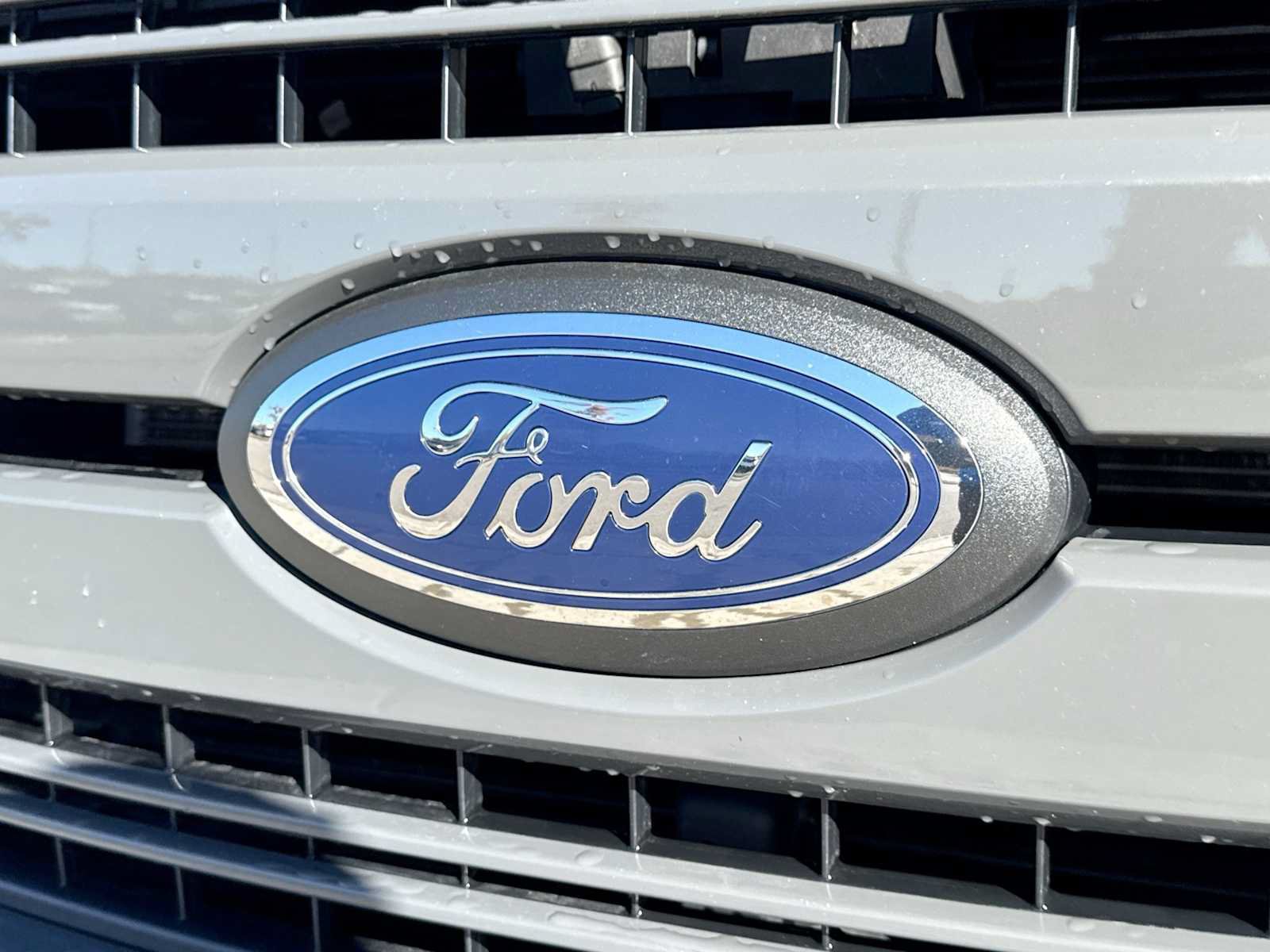 Used 2020 Ford F150 Lariat w/ Equipment Group 502A Luxury AWD/4WD image 11