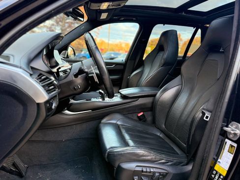 Used 2016 BMW X5 M image 2