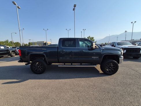Used 2018 GMC Sierra 1500 SLE w/ SLE Fleet Preferred Package AWD/4WD image 2