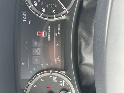 Used 2022 Toyota Highlander XLE image 7