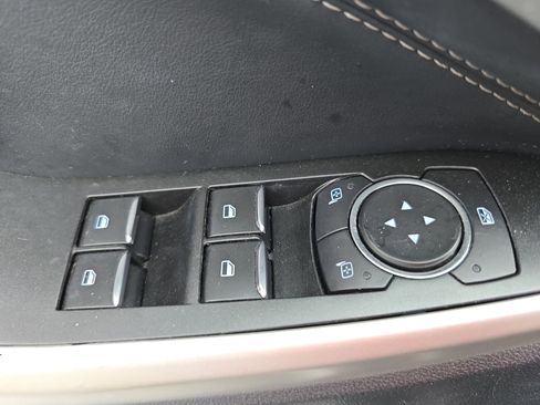 Used 2020 Ford Explorer XLT w/ Equipment Group 202A image 29