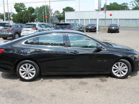 Used 2021 Chevrolet Malibu LT FWD image 6