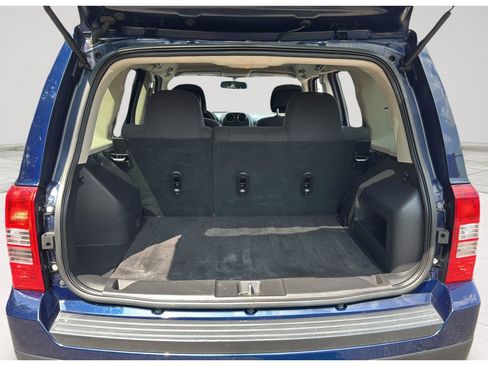 Used 2014 Jeep Patriot Sport w/ Power Value Group AWD/4WD image 27