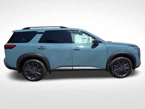 New 2026 Nissan Pathfinder SL AWD/4WD image 8