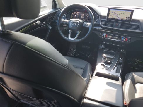 Used 2020 Audi Q5 e Premium w/ Convenience Package AWD/4WD image 11
