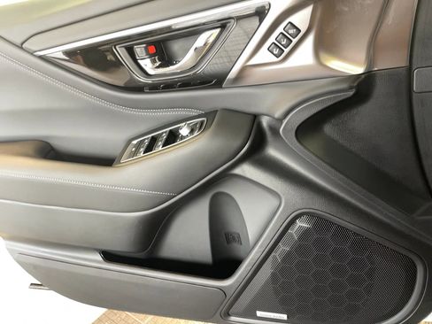 Used 2025 Subaru Outback Touring XT image 8