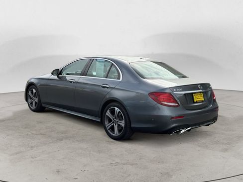Used 2018 Mercedes-Benz E 300 4MATIC image 5