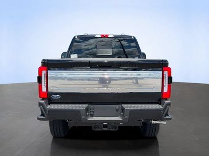 New 2026 Ford F250 Platinum w/ Platinum Plus Package