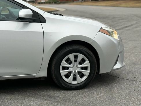 Used 2016 Toyota Corolla L image 9