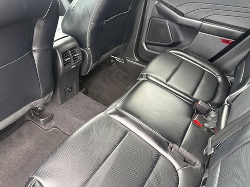 Used 2023 Ford Escape Platinum AWD/4WD image 13