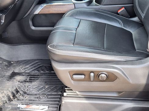 Used 2021 Chevrolet Silverado 1500 High Country w/ Safety Package II image 8