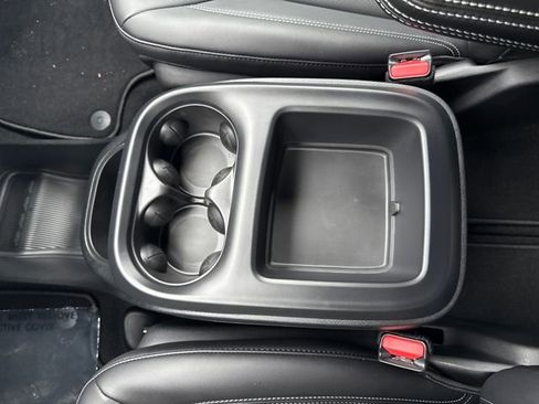 New 2026 Chrysler Pacifica Select image 26