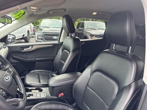 Certified 2022 Ford Escape SEL image 15