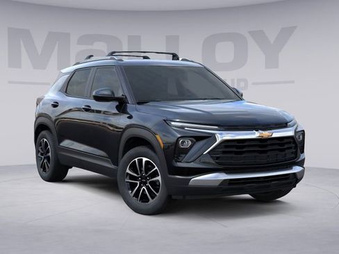 New 2026 Chevrolet TrailBlazer LT image 2