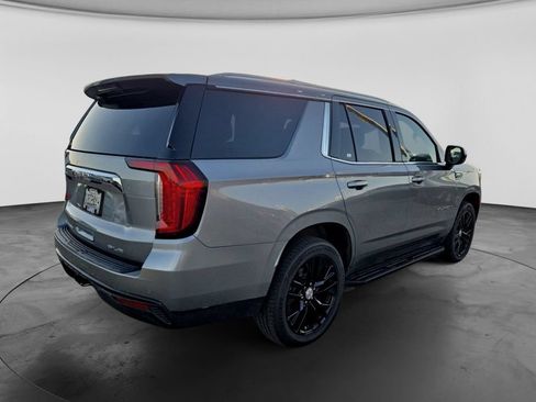 Used 2024 GMC Yukon SLE AWD/4WD image 6