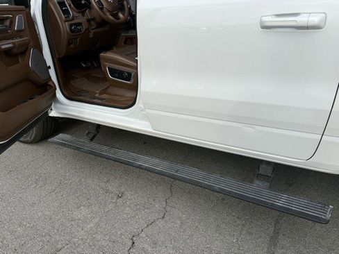 Used 2024 RAM 1500 Limited image 13